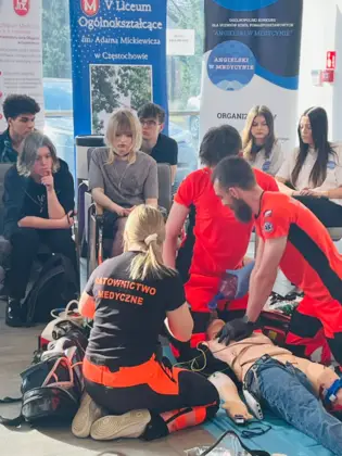 Sukces uczniów ZS nr 1 im. Adama Mickiewicza w Lublińcu w ogólnopolskim konkursie 3