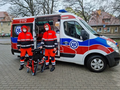 Szpital Powiatowy wzbogacił się o nowy sprzęt dla Izby Przyjęć oraz działu Ratownictwa Medycznego