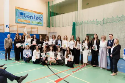 Pożegnanie maturzystów Mickiewicz 24.04.2026-1 (4)