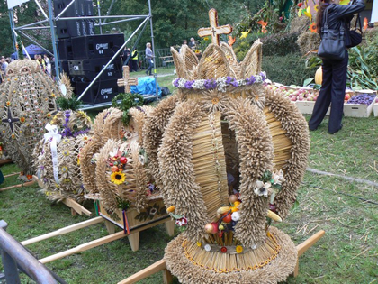 DOŻYNKI POWIATOWE 2010 zakończone