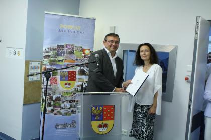 Przekazanie cyfrowego aparatu RTG