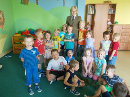 Zajęcia wakacyjne prowadzone przez Ośrodek Edukacyjny w Kalinie