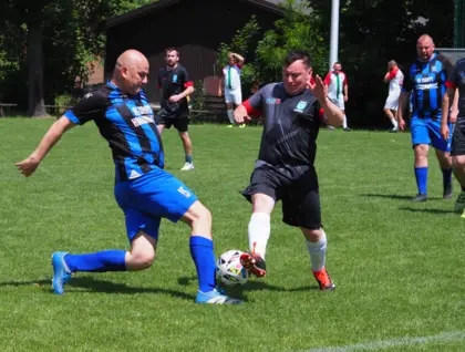 VII Powiatowy Turniej Oldbojów w Kochanowicach 10