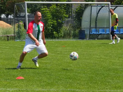 VII Powiatowy Turniej Oldbojów w Kochanowicach 11