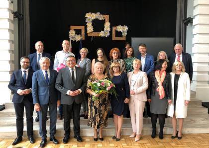 Uroczystość w Mickiewiczu związana ze zmianą na stanowisku dyrektora szkoły oraz otwarciem nowo wyremontowanej auli