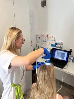Konsultacje trychologiczne w gabinecie Derma Vitis