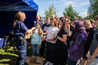 Rajd rowerowy w ramach akcji Bezpieczny Powrót do Szkoły 32