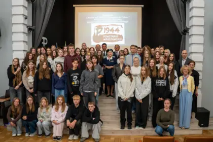 Żywa lekcja historii z Heleną Kamerską, sanitariuszką Powstania Warszawskiego 13