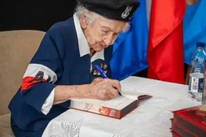 Żywa lekcja historii z Heleną Kamerską, sanitariuszką Powstania Warszawskiego 9